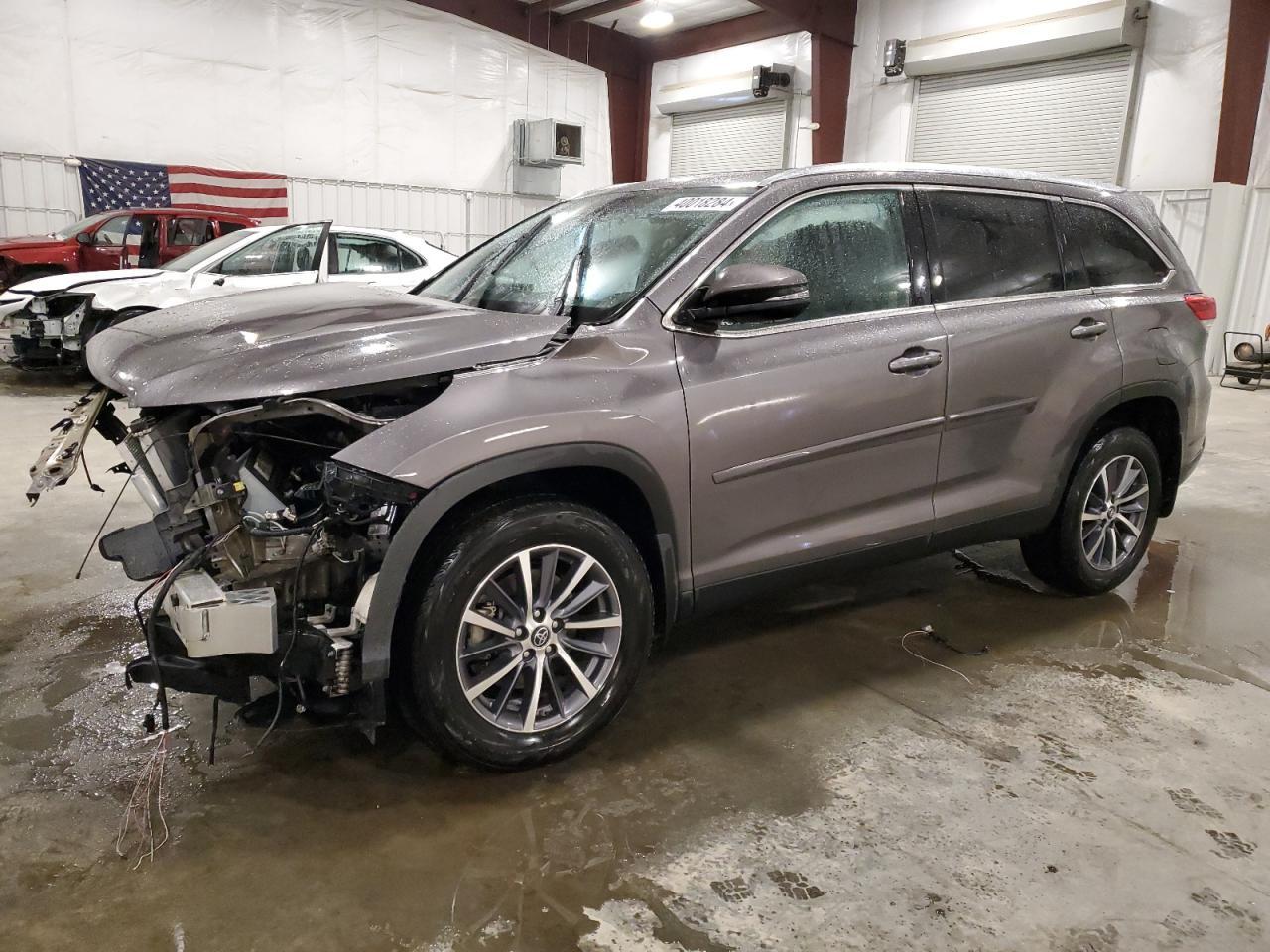 2019 TOYOTA HIGHLANDER