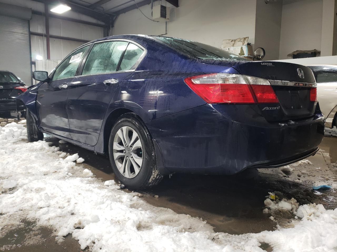 2014 HONDA ACCORD LX - Фото 2