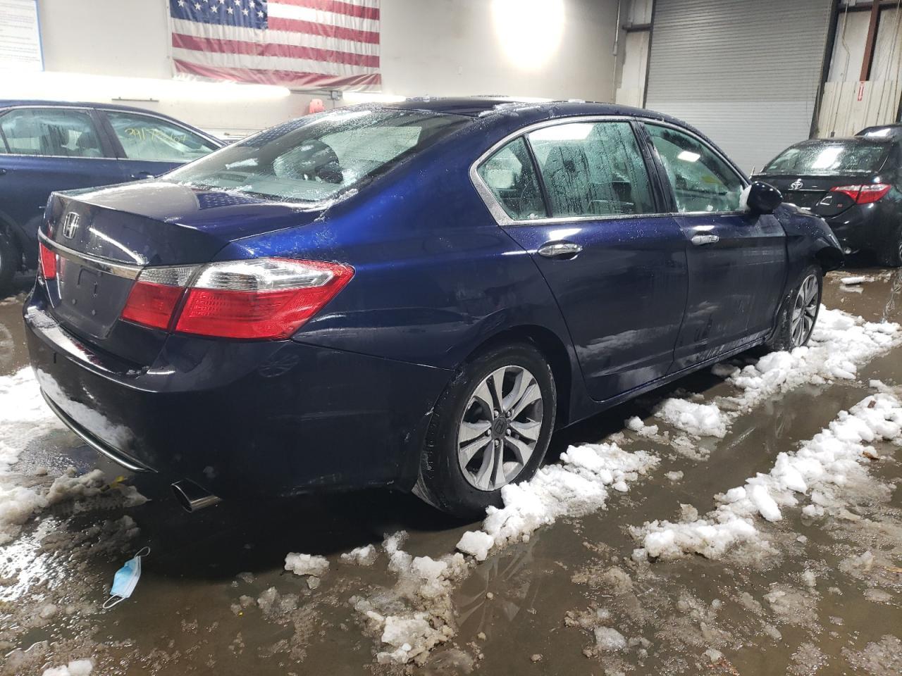 2014 HONDA ACCORD LX - Фото 3