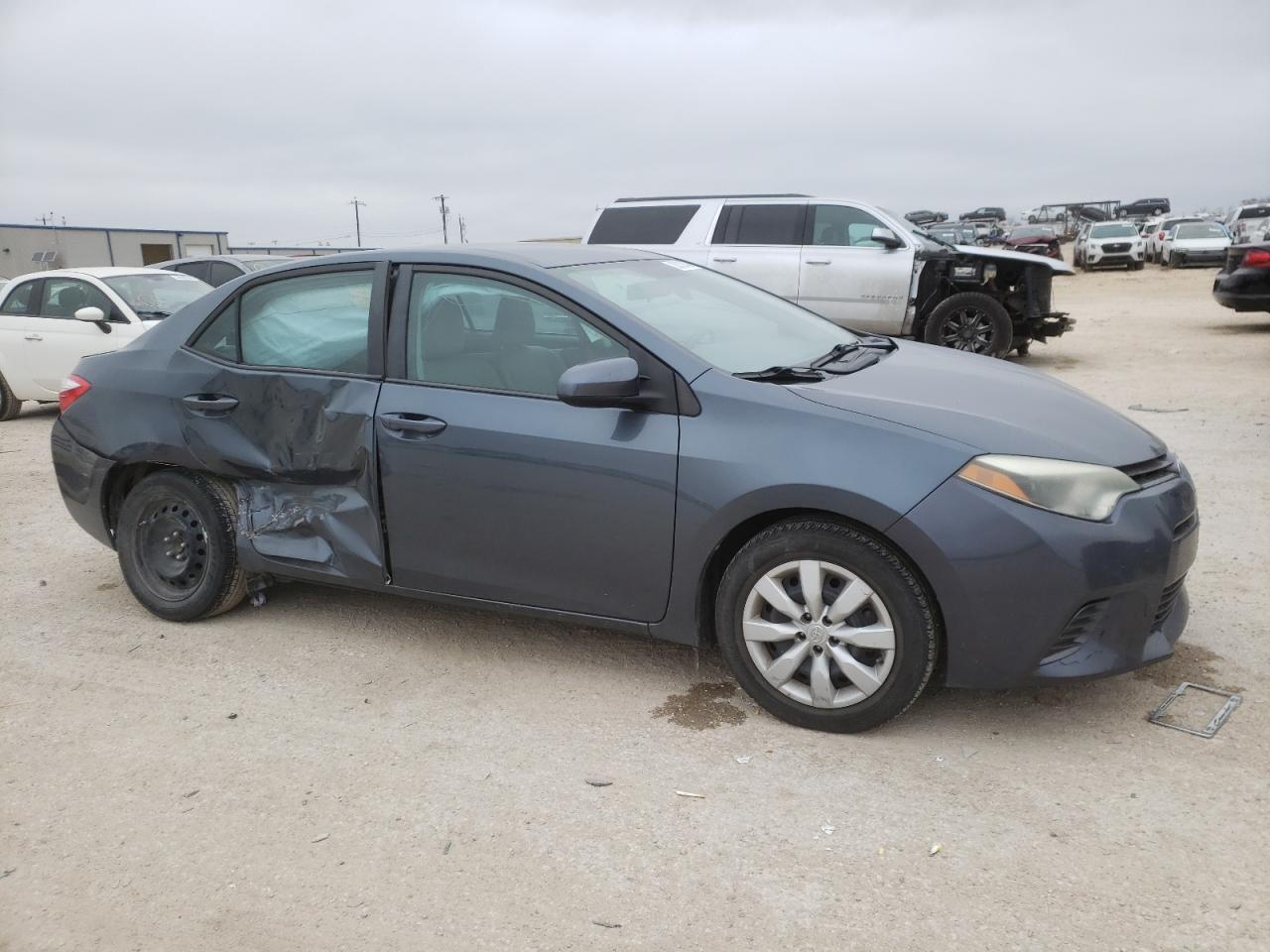 2015 TOYOTA COROLLA L - Фото 4