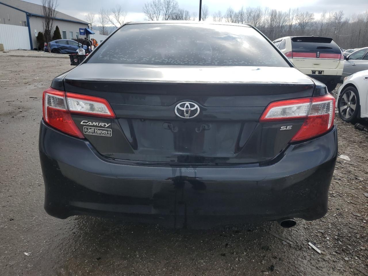 2014 TOYOTA CAMRY L - Image 6