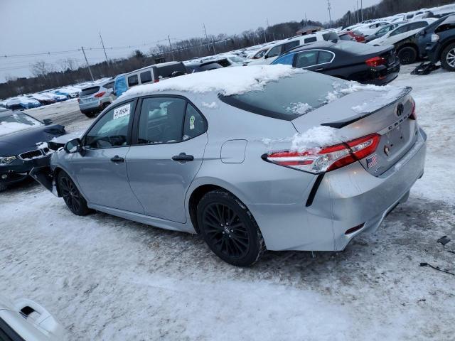 2020 Toyota Camry Se - Фото 2