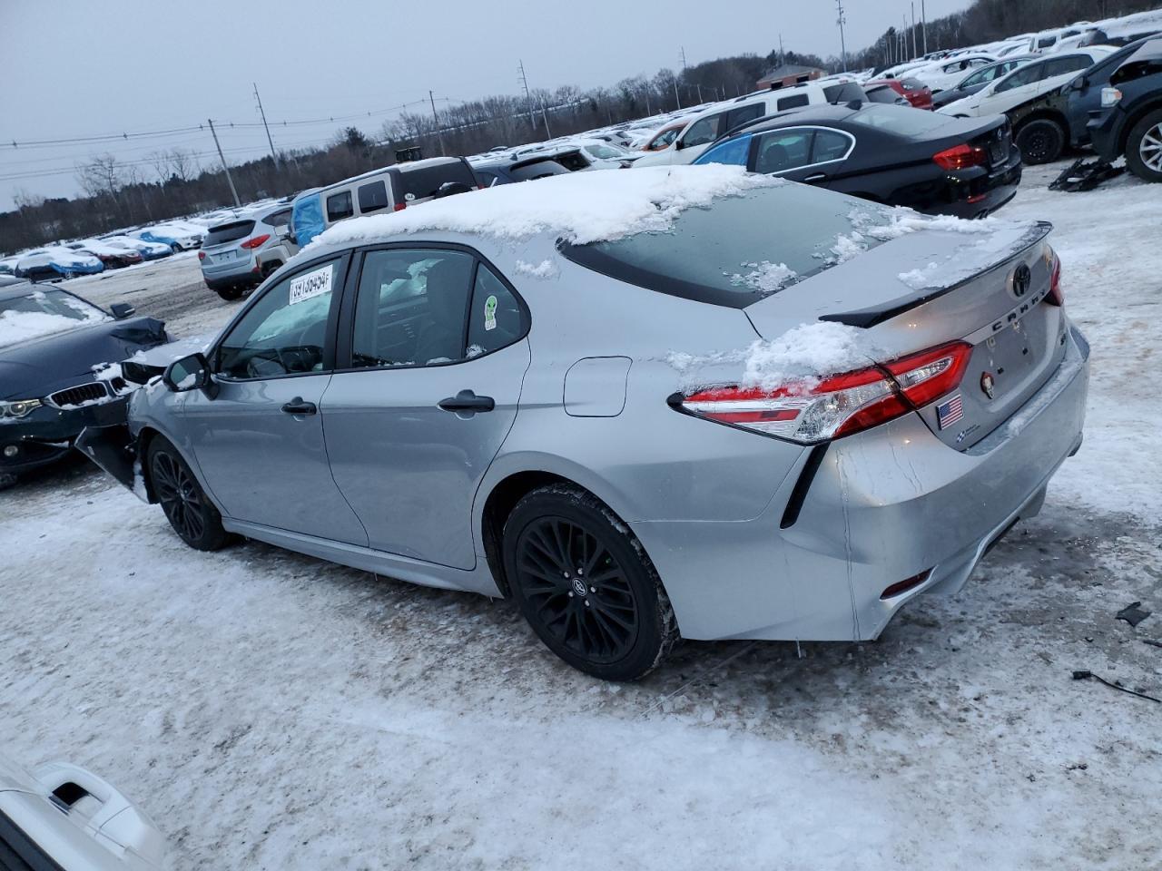 2020 TOYOTA CAMRY SE - Image 2