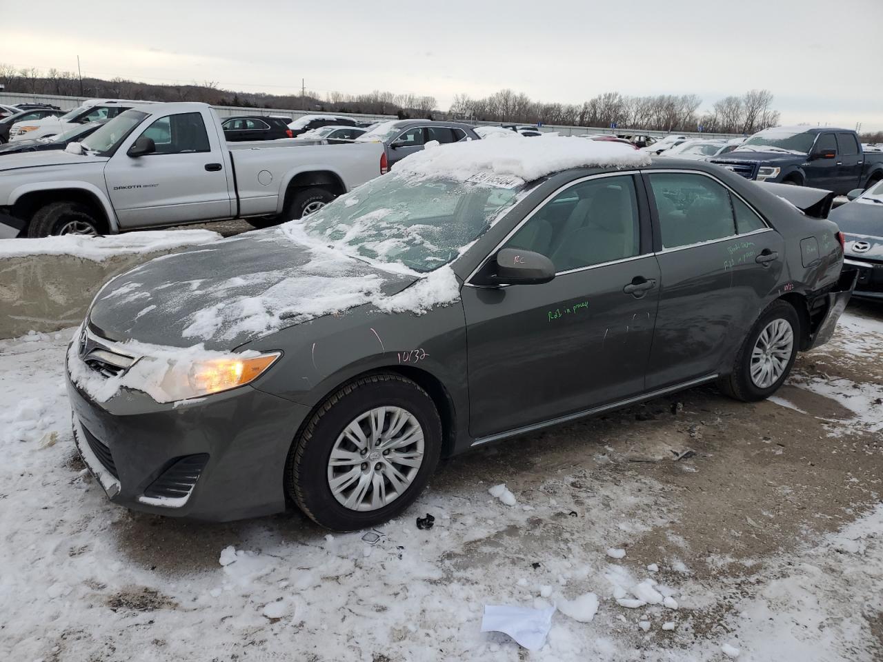 2014 TOYOTA CAMRY L