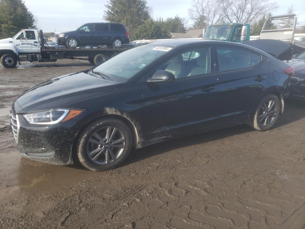 2018 HYUNDAI ELANTRA SE