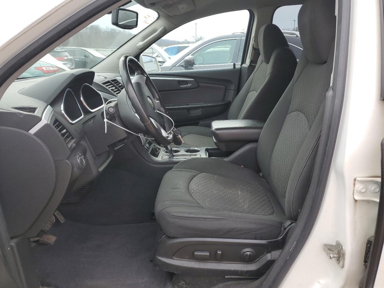 2012 CHEVROLET TRAVERSE L - Фото 7