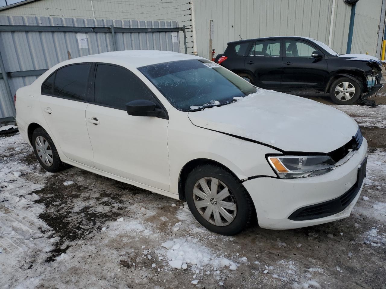 2013 VOLKSWAGEN JETTA BASE - Image 4