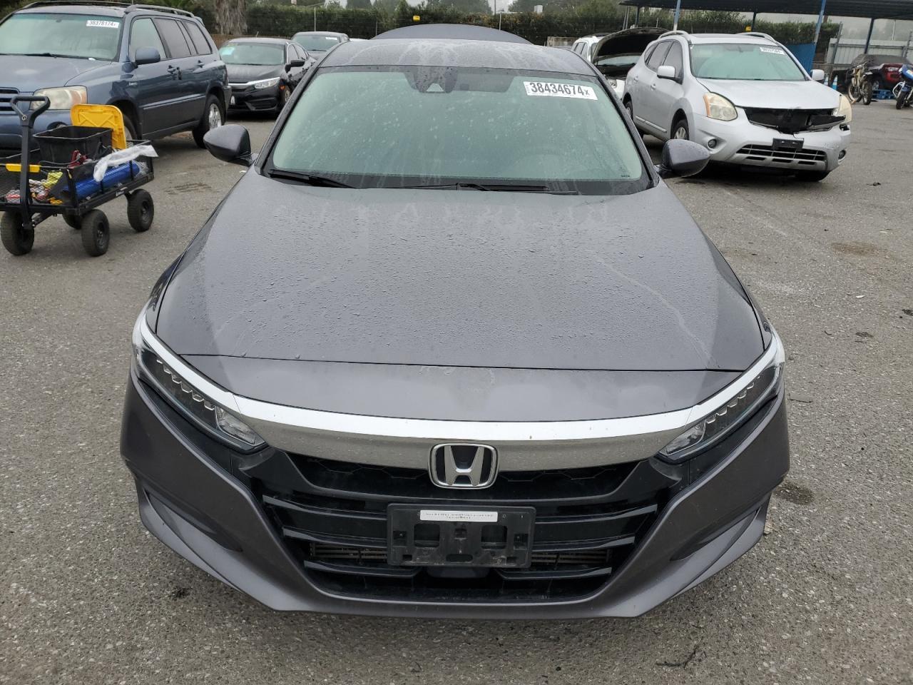 2018 HONDA ACCORD LX - Image 5