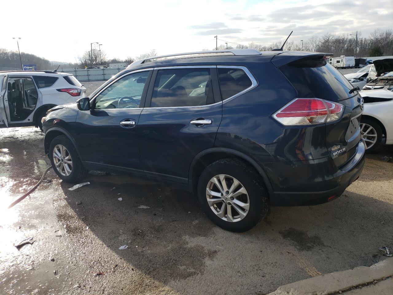 2015 NISSAN ROGUE S - Image 2