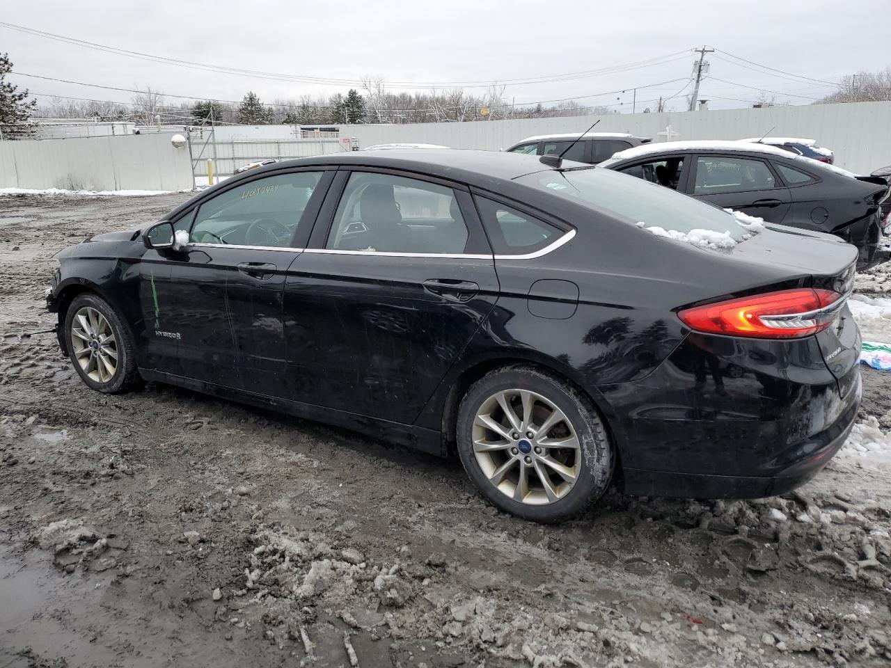 2017 FORD FUSION SE - Фото 2