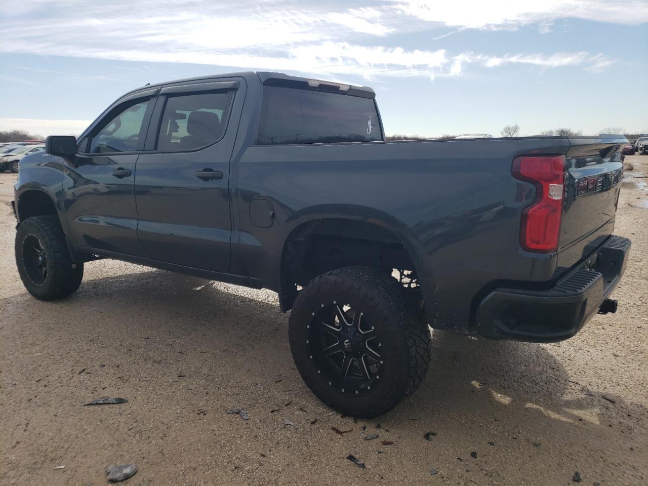 2020 CHEVROLET SILVERADO - Фото 2