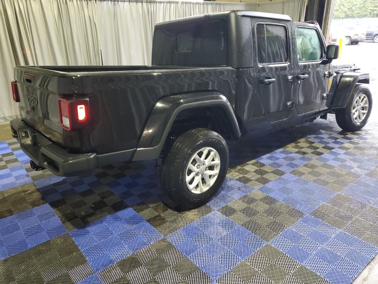 2023 JEEP GLADIATOR - Image 3