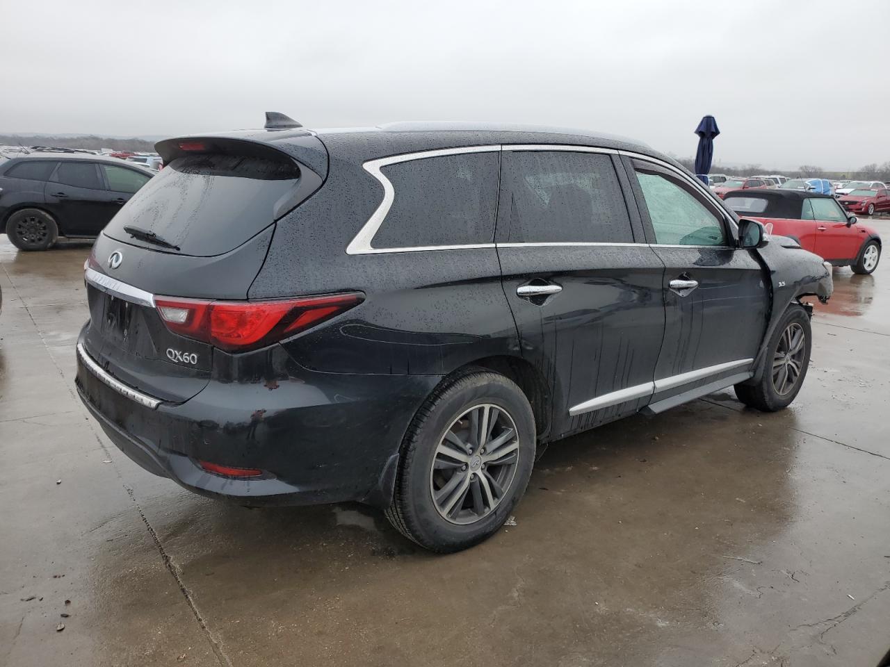 2019 INFINITI QX60 LUXE - Image 3