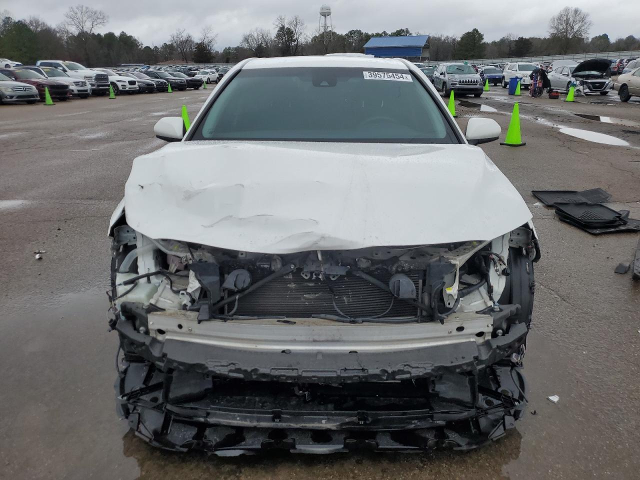 2018 TOYOTA CAMRY L - Фото 5
