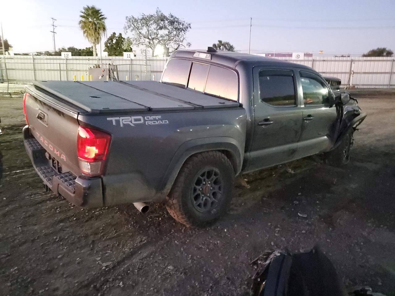 2016 TOYOTA TACOMA DOU - Image 3