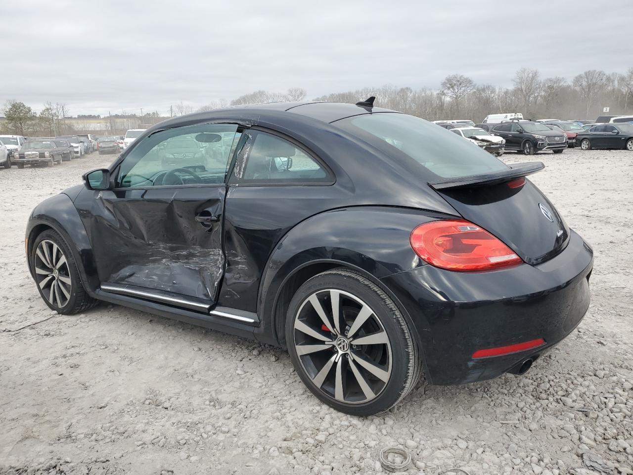 2012 VOLKSWAGEN BEETLE TUR - Image 2
