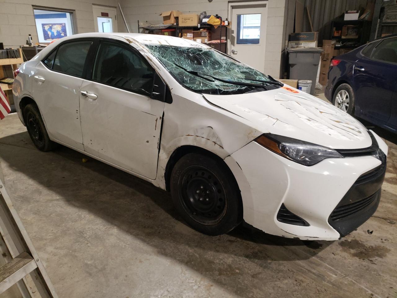 2019 TOYOTA COROLLA L - Image 4