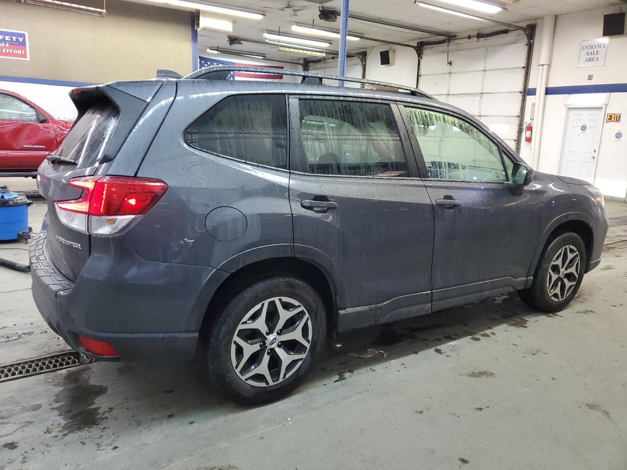 2021 SUBARU FORESTER P - Фото 3