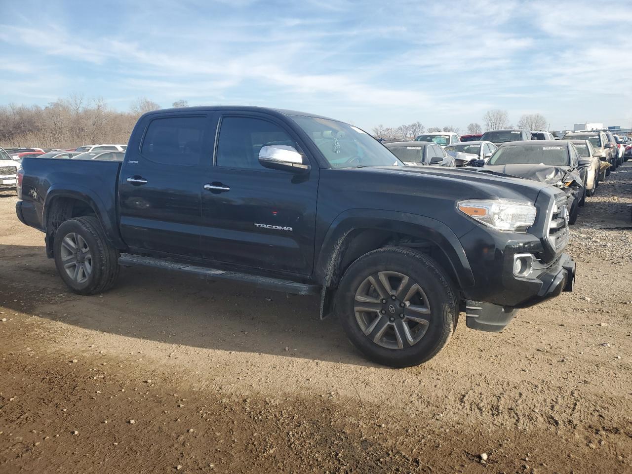 2017 TOYOTA TACOMA DOU - Фото 4