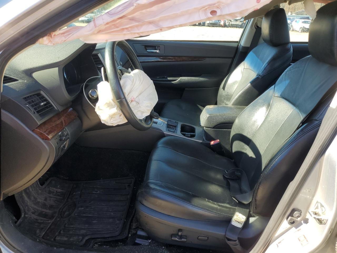2014 SUBARU LEGACY 2.5 - Image 7