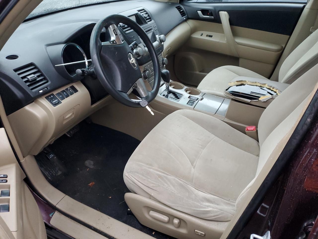 2012 TOYOTA HIGHLANDER - Image 7