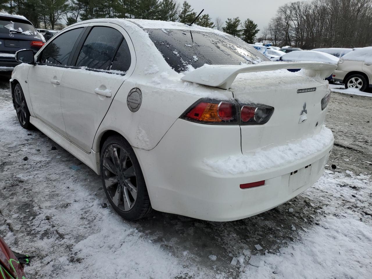 2015 MITSUBISHI LANCER GT - Image 2