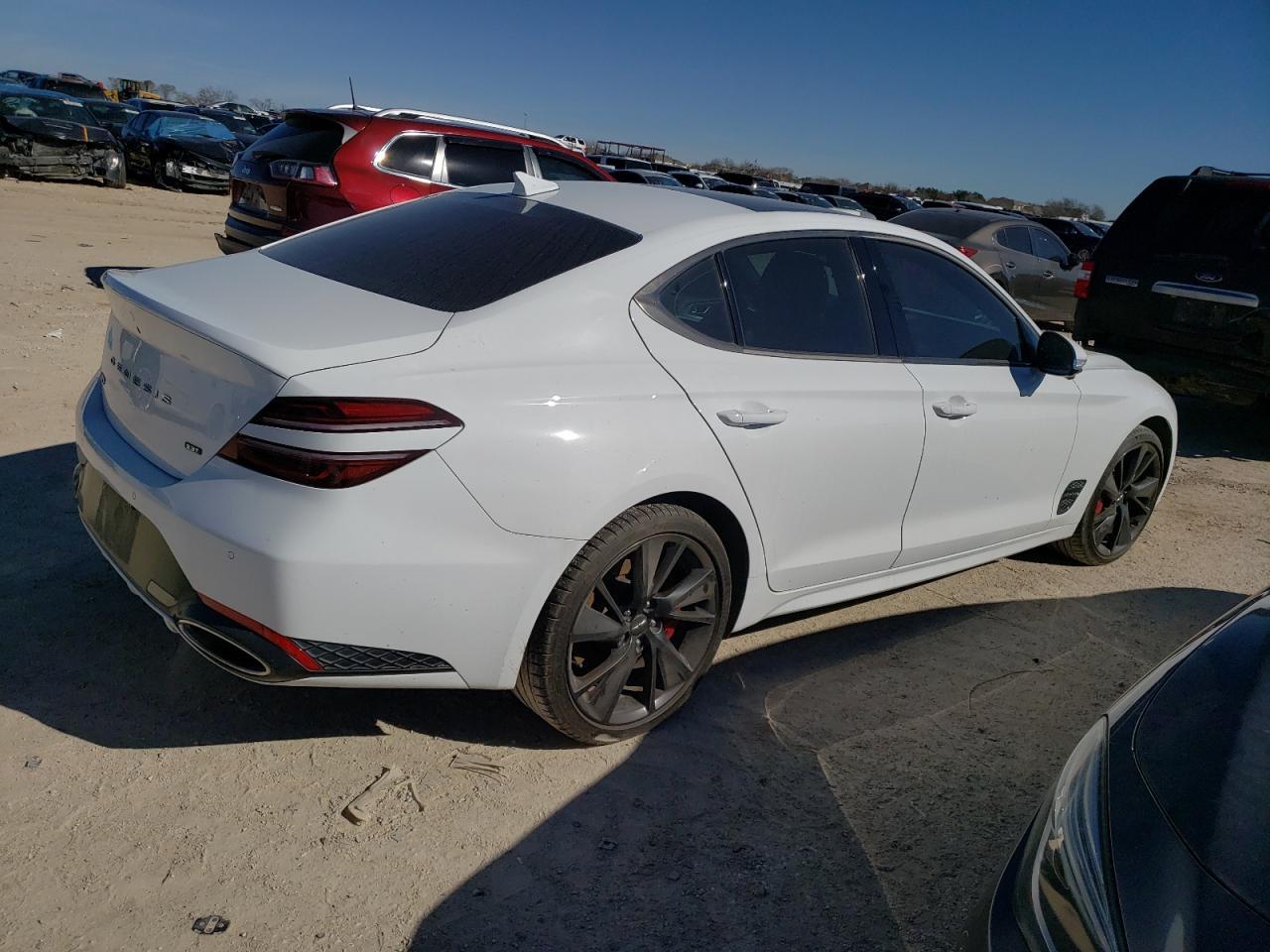 2022 GENESIS G70 BASE - Фото 3