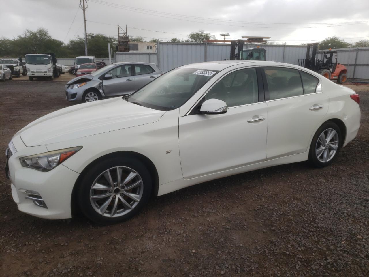 2015 INFINITI Q50 BASE