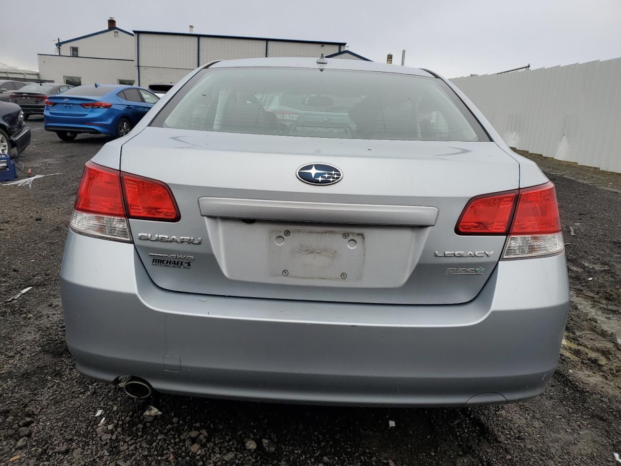 2014 SUBARU LEGACY 2.5 - Image 6