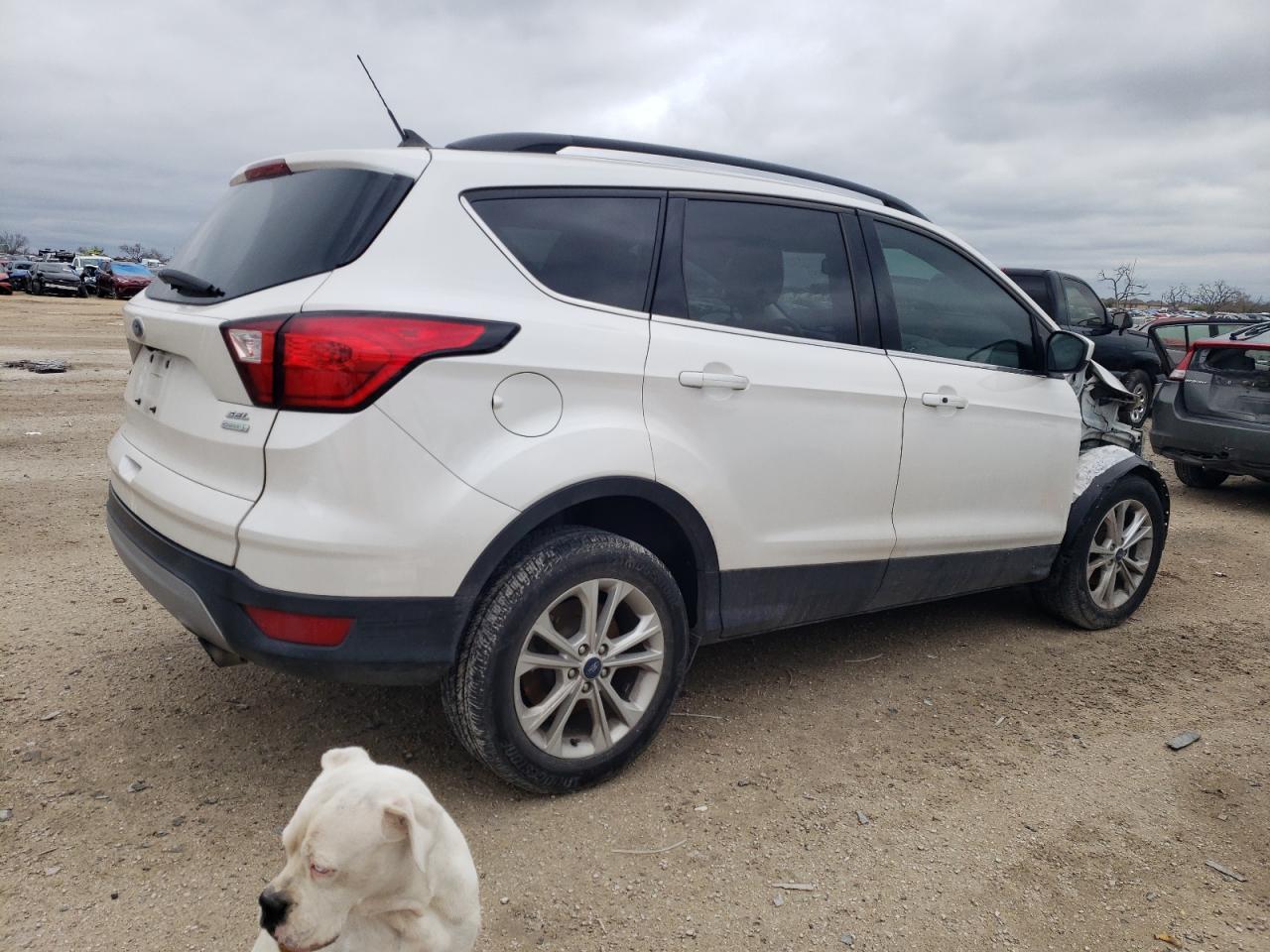 2019 FORD ESCAPE SEL - Фото 3