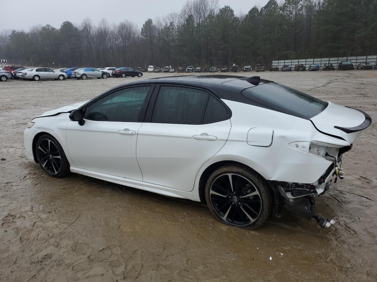 2018 TOYOTA CAMRY XSE - Image 2