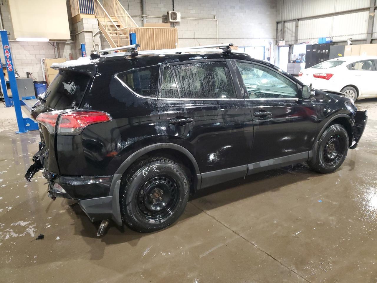 2018 TOYOTA RAV4 LE - Image 3