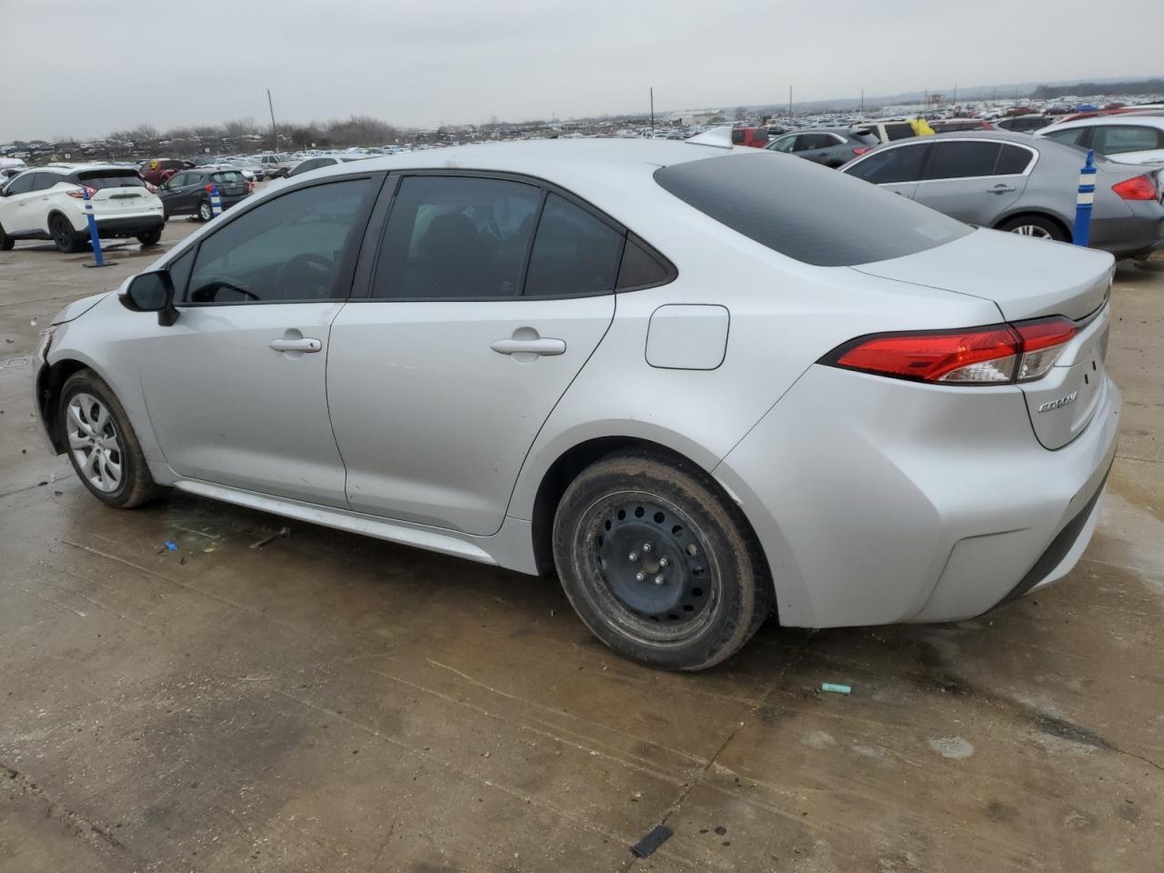 2020 TOYOTA COROLLA LE - Image 2