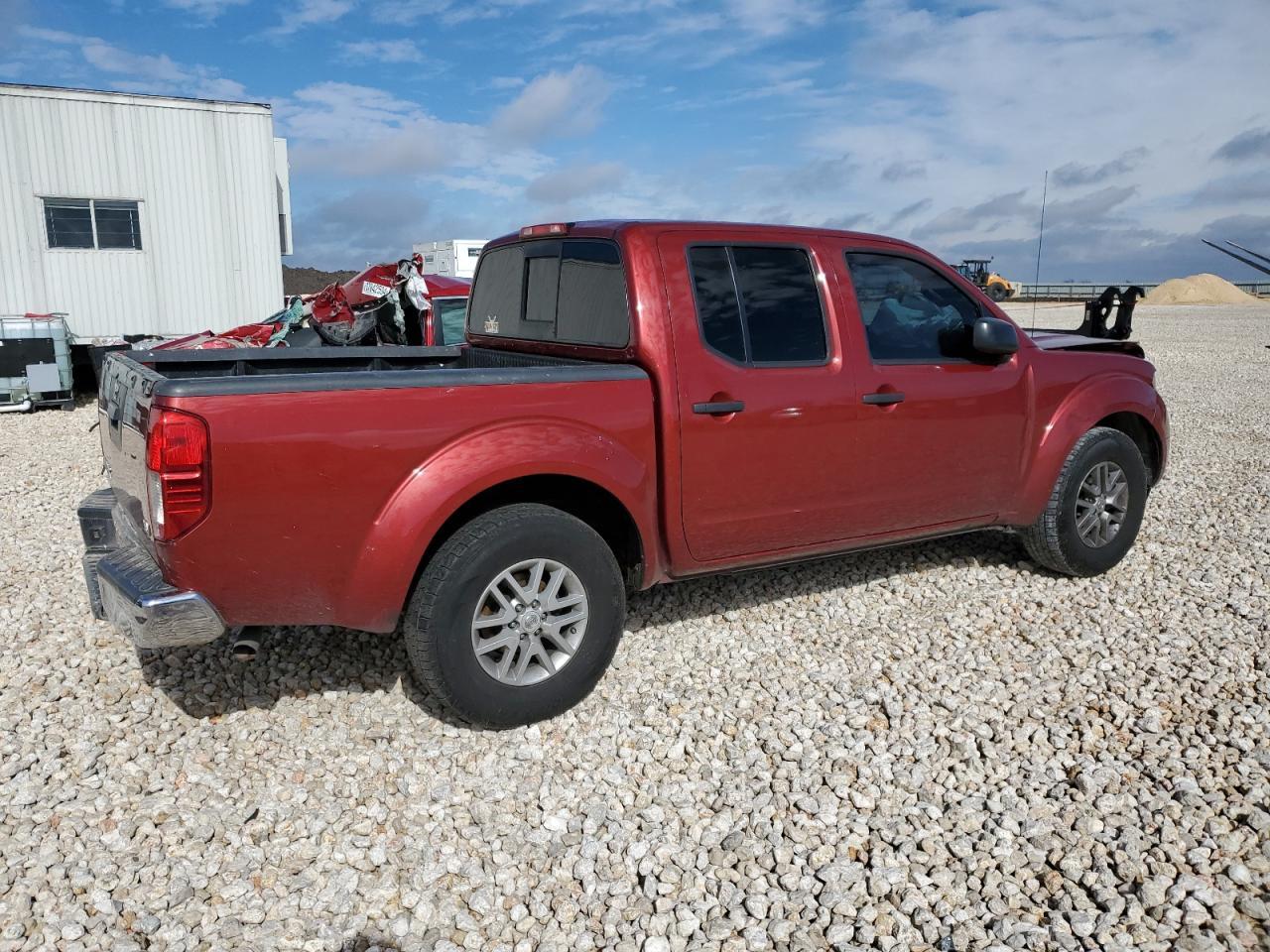 2019 NISSAN FRONTIER S - Фото 3