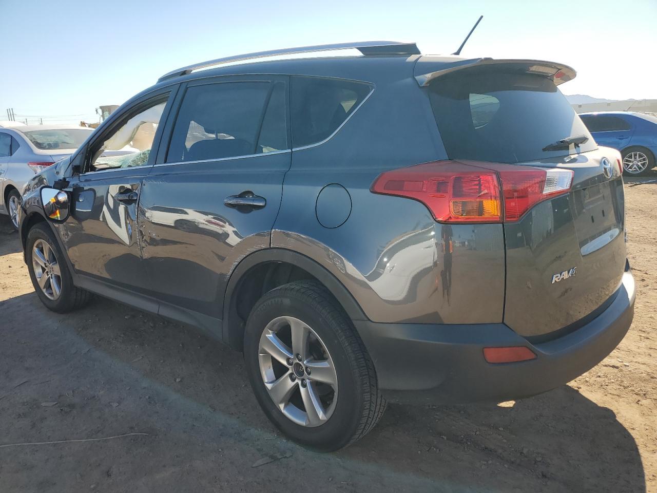 2015 TOYOTA RAV4 XLE - Image 2