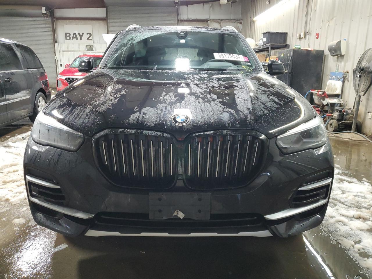 2022 BMW X5 XDRIVE4 - Image 5