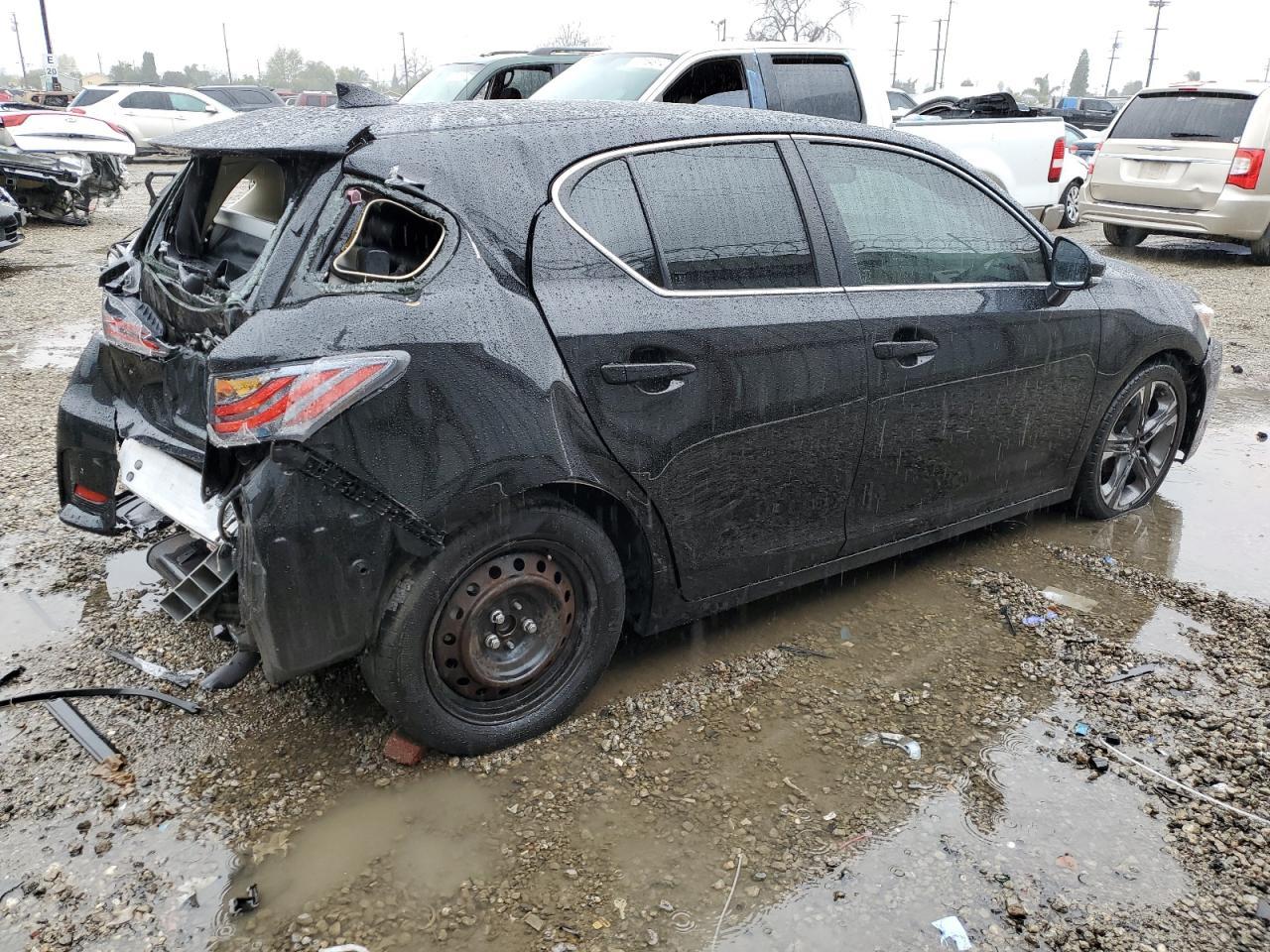 2016 LEXUS CT 200 - Фото 3