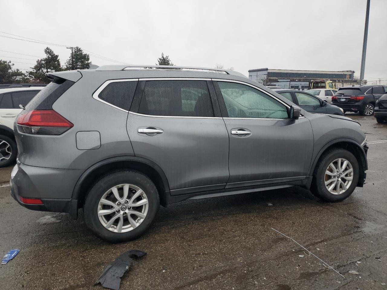 2018 NISSAN ROGUE S - Фото 3