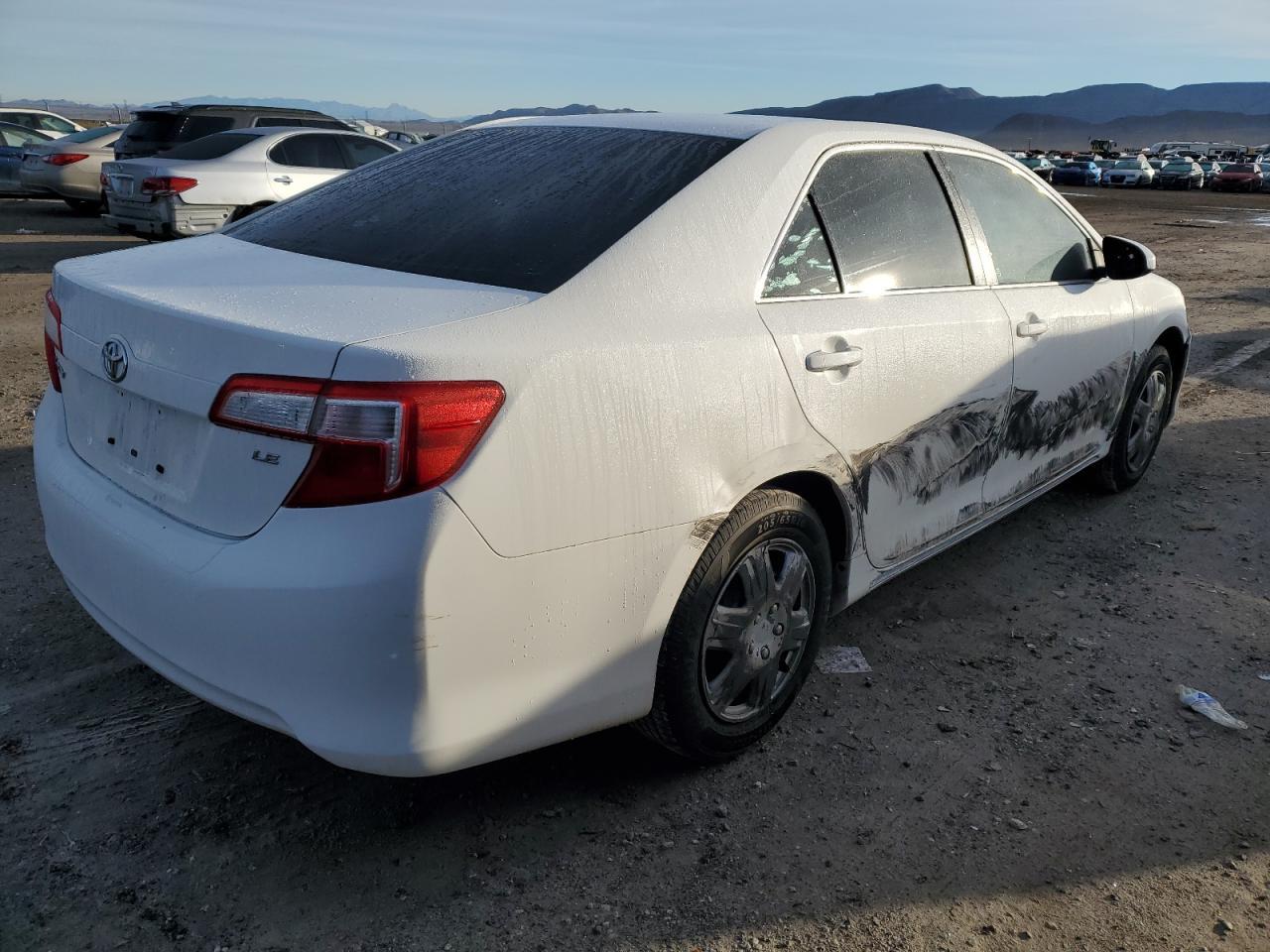 2014 TOYOTA CAMRY L - Image 3