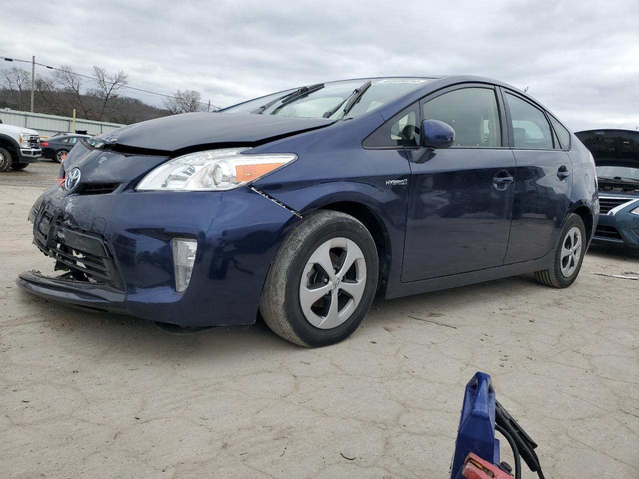 2013 TOYOTA PRIUS car image