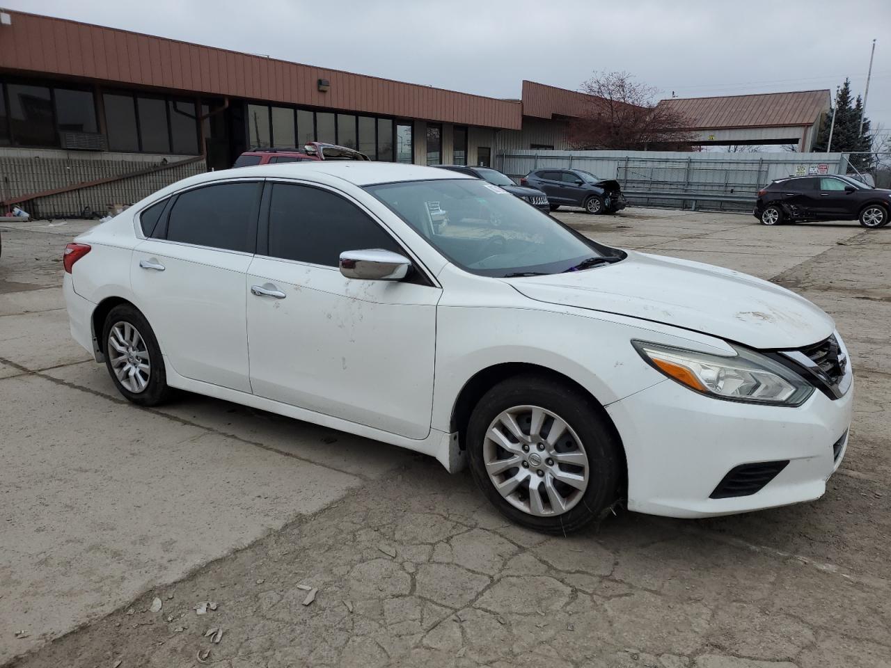 2016 NISSAN ALTIMA 2.5 - Фото 4