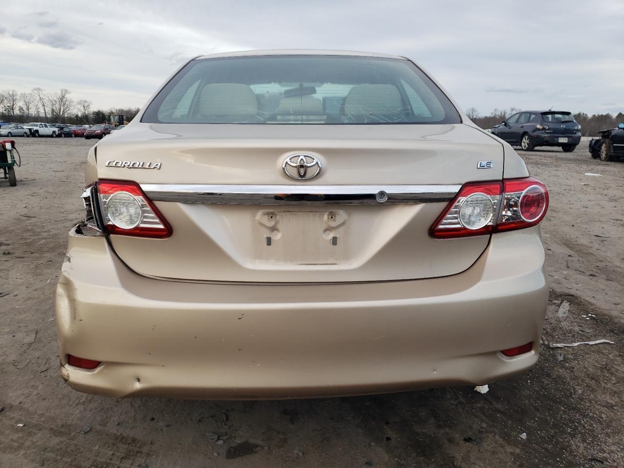 2013 TOYOTA COROLLA BA - Image 6