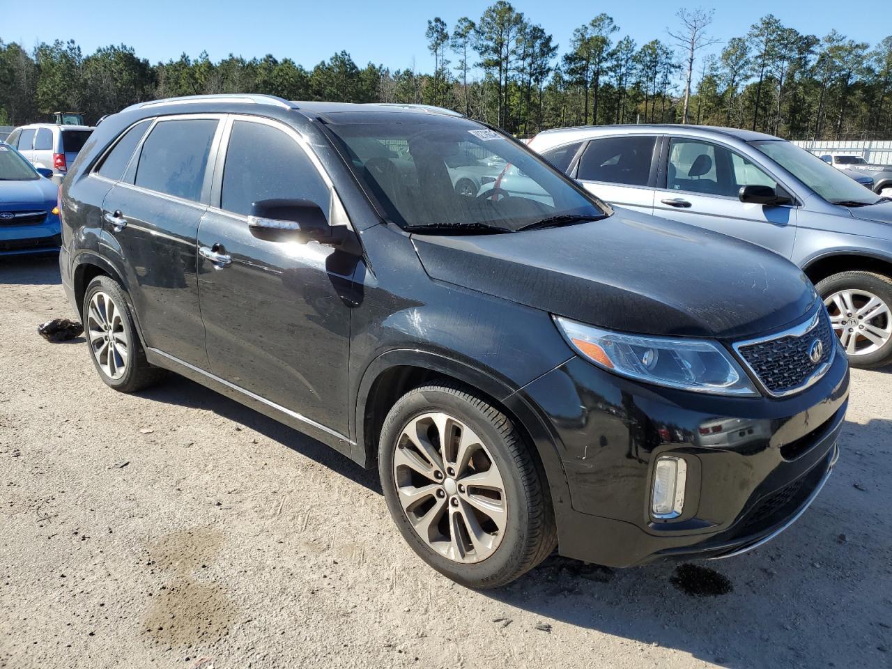 2015 KIA SORENTO SX - Image 4