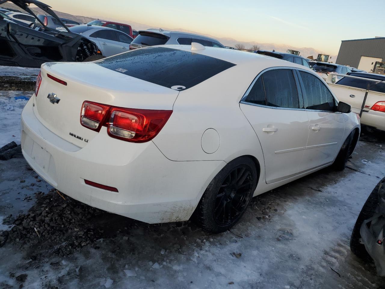 2015 CHEVROLET MALIBU 2LT - Image 3