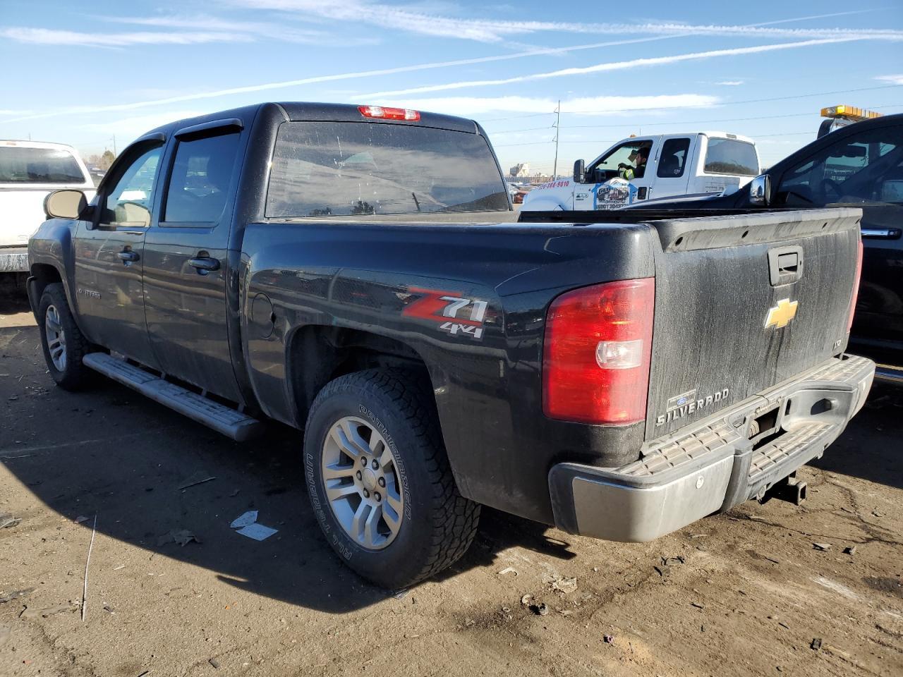 2013 CHEVROLET SILVERADO - Фото 2