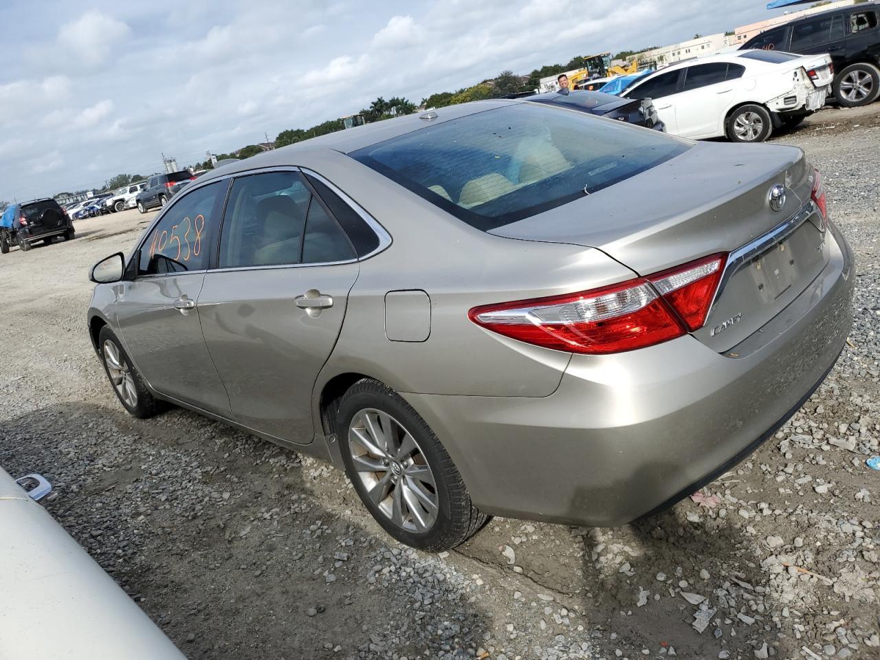 2017 TOYOTA CAMRY LE - Image 2