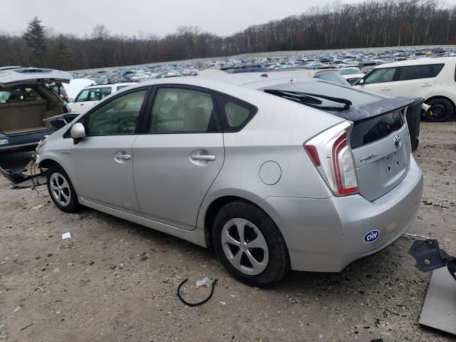 2015 Toyota Prius - Image 2