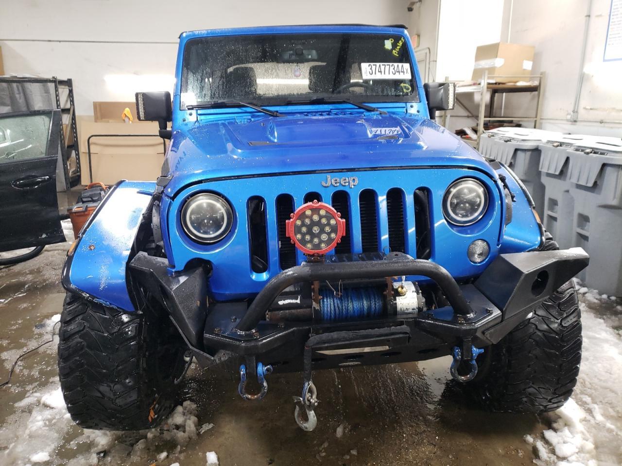 2015 JEEP WRANGLER U - Фото 5