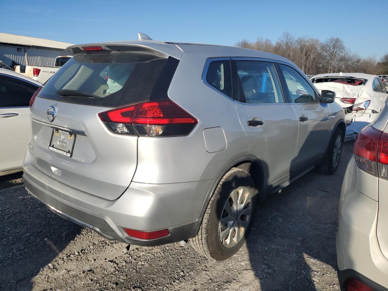 2017 NISSAN ROGUE S - Image 3