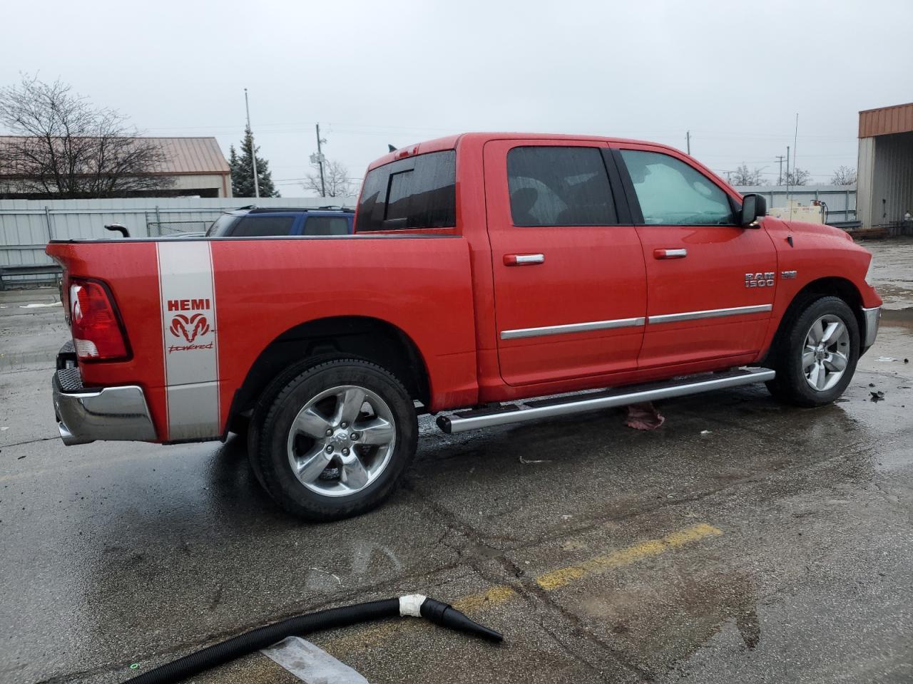 2017 RAM 1500 SLT - Image 3